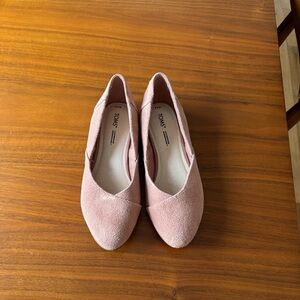 Toms Blush Pink Suede Slip-On Flats